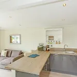 Angrove Country Park Tatil parkı