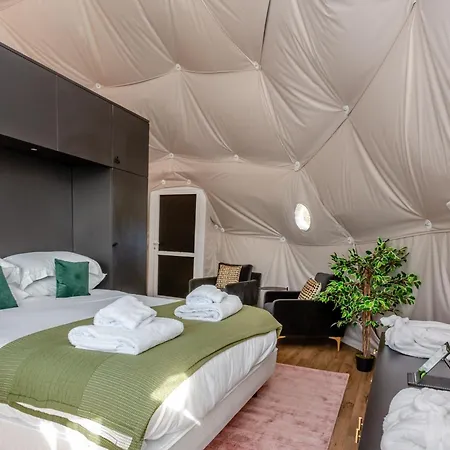 Angrove Country Park منتزه العطل ستوكيسلي