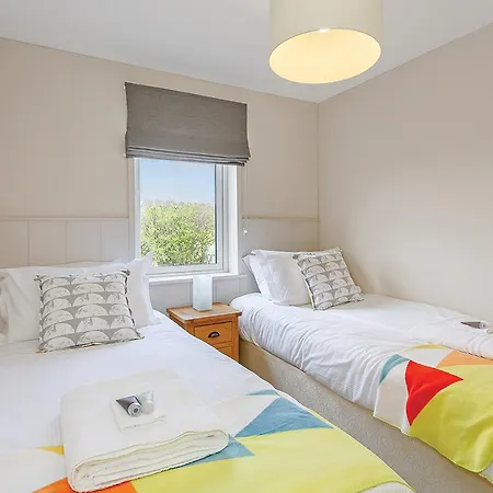 Angrove Country Park *