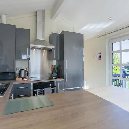 Angrove Country Park