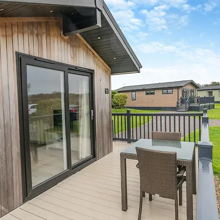 منتزه العطل Angrove Country Park *