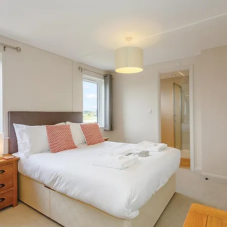 Angrove Country Park منتزه العطل ستوكيسلي