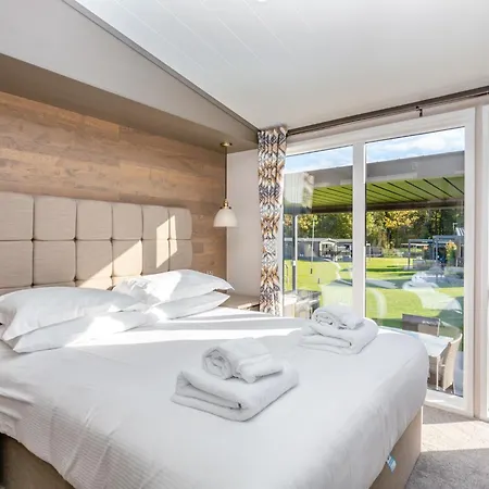 Angrove Country Park