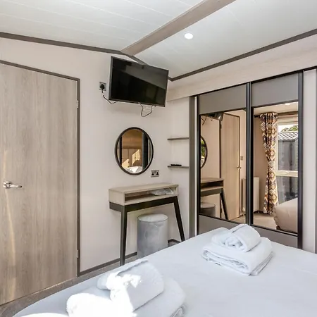 Angrove Country Park 假日公园 斯托克斯利