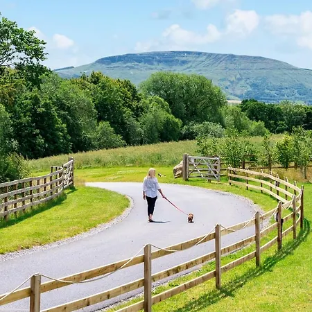 Angrove Country Park Holiday park *