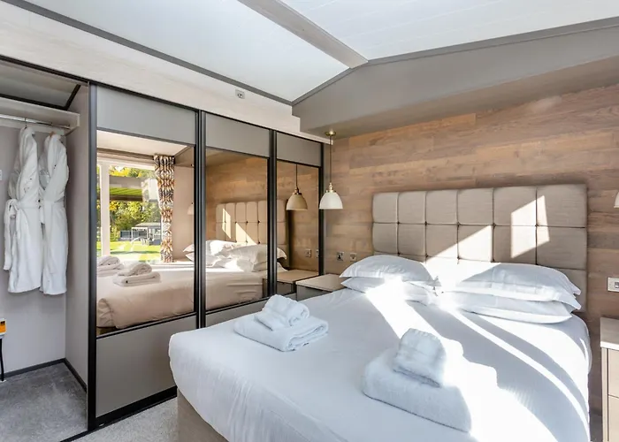 Angrove Country Park *